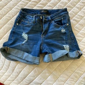 Judy blue shorts